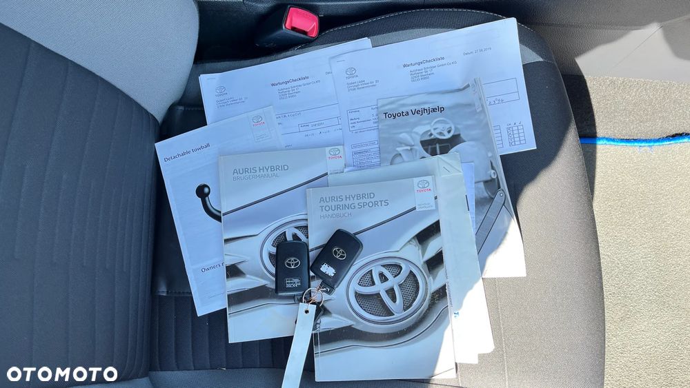 Toyota Auris - 23