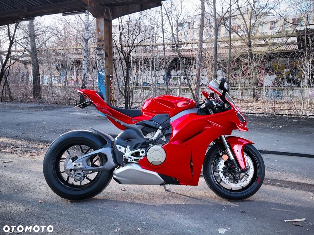 Ducati Panigale V4 - 1