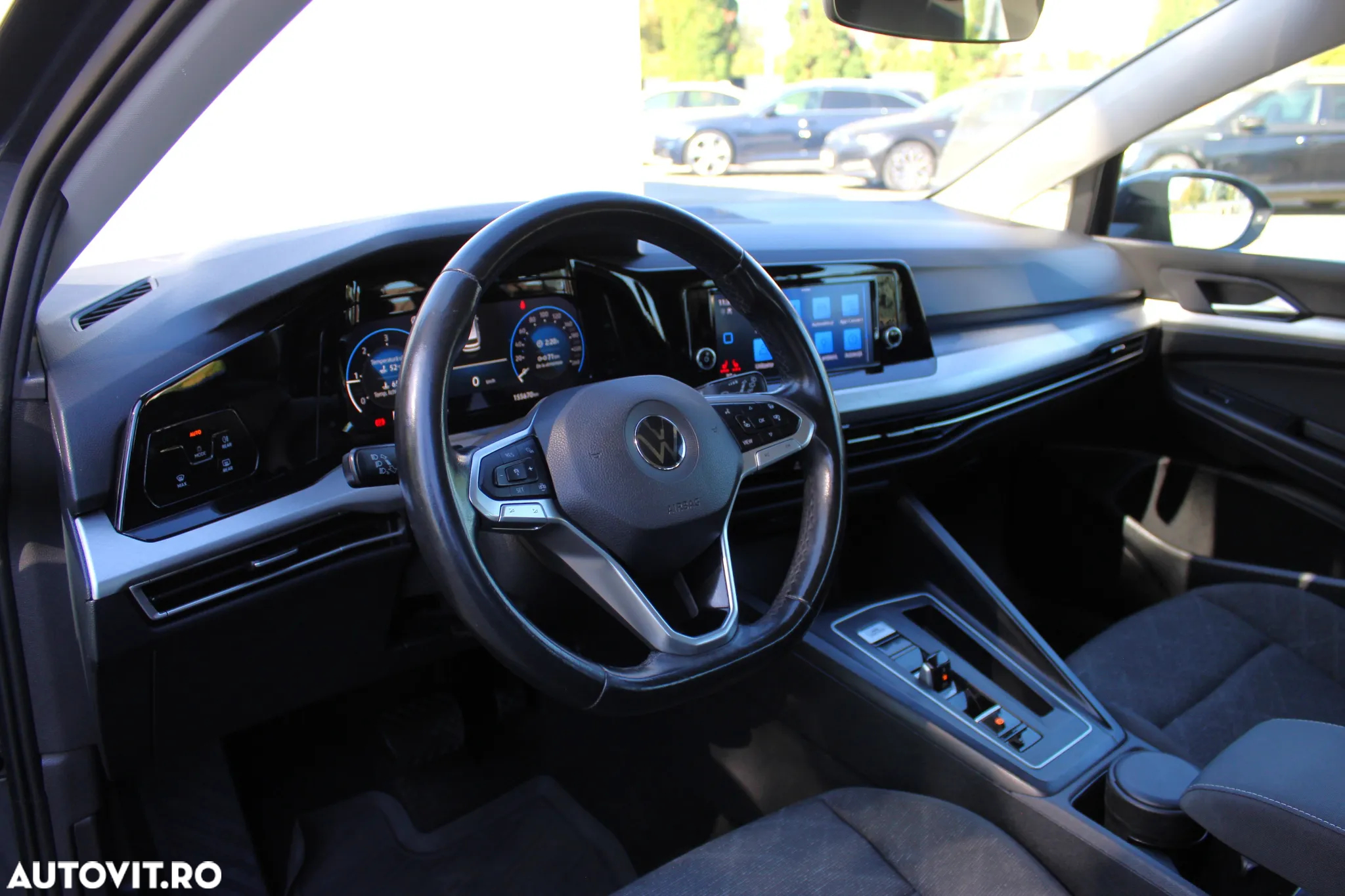Volkswagen Golf - 10