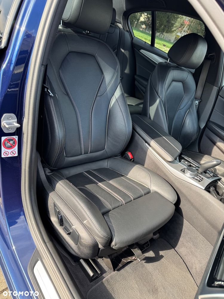 BMW Seria 5 520d xDrive Sport Line sport - 11