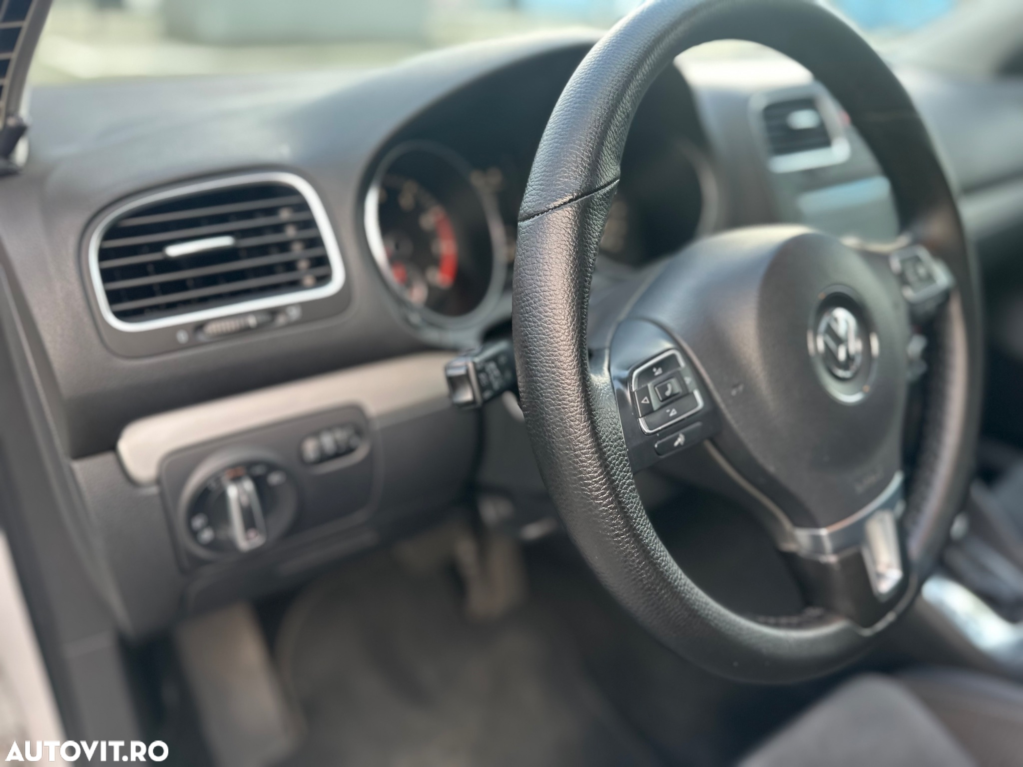 Volkswagen Golf 1.4 TSI DSG Highline - 17