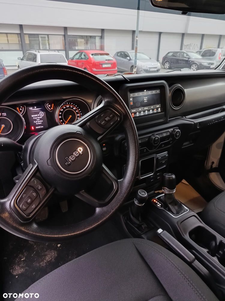 Jeep Wrangler - 6