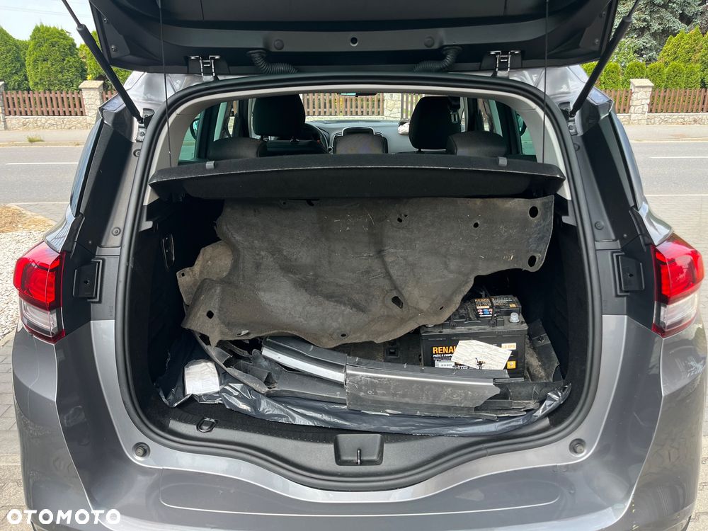 Renault Scenic - 13