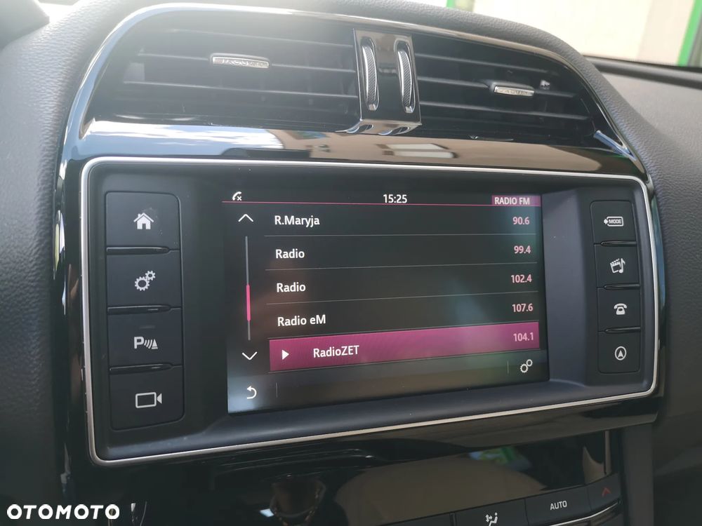 Jaguar F-Pace 20d AWD Prestige - 21