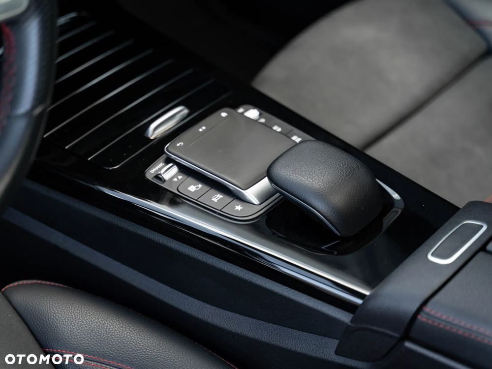 Mercedes-Benz CLA 220 d 4-Matic AMG Line 8G-DCT - 13