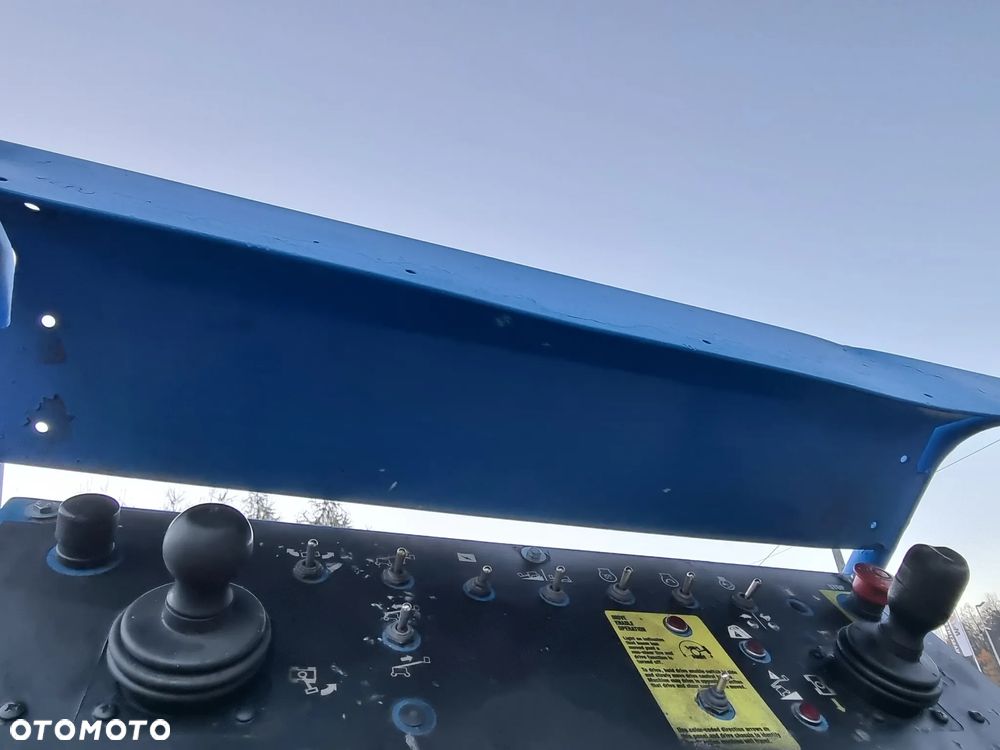 Genie S-45 Zwyżka Podnośnik Teleskopowy terenowy 4x4 wysokość 16 m Silnik DEUTZ jak Nowa IMPORT NORWEGIA 2009r Spalinowo- elektryczna Zadbana. Zero luzów wycieków! Okazja! 2 x Sterowanie maszyną góra i dół - 9