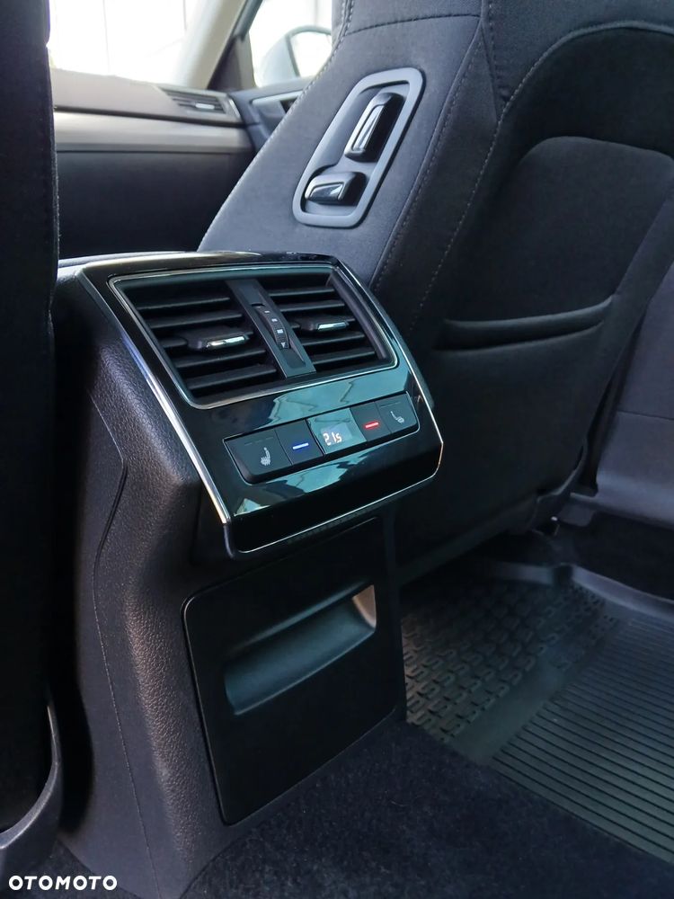 Skoda Superb 2.0 TDI SCR 4x4 Style DSG - 27