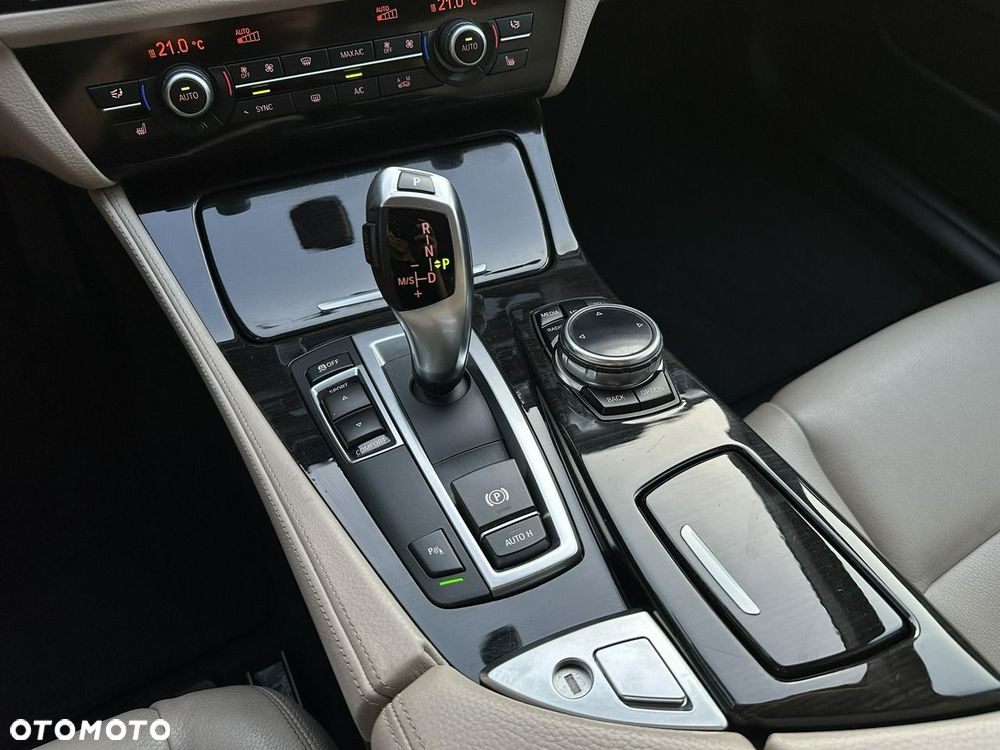BMW Seria 5 - 29