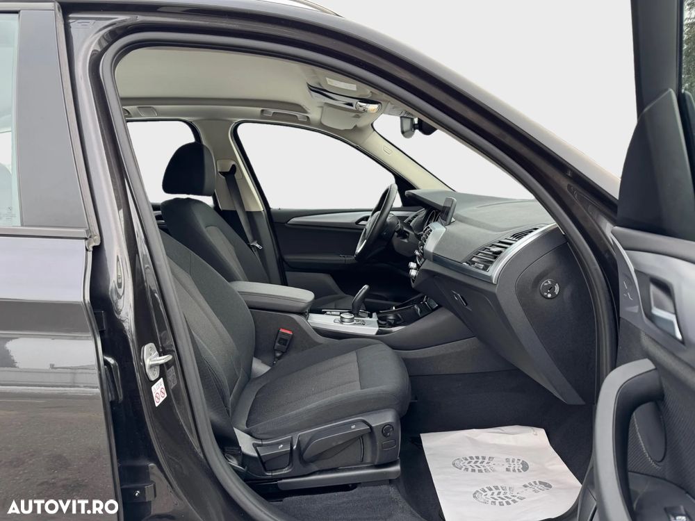 BMW X3 xDrive20d Aut. Advantage - 8