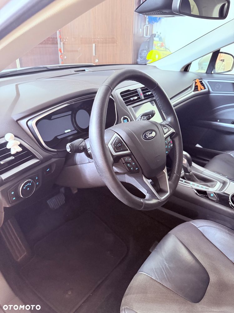 Ford Mondeo 2.0 TDCi Titanium PowerShift - 7