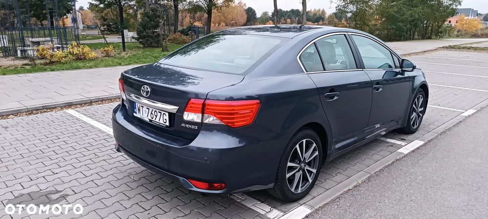 Toyota Avensis 2.0 Sol plus MS - 6