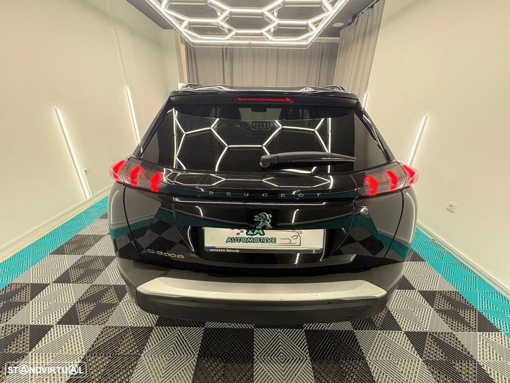 Peugeot e-2008 Allure Pack - 6