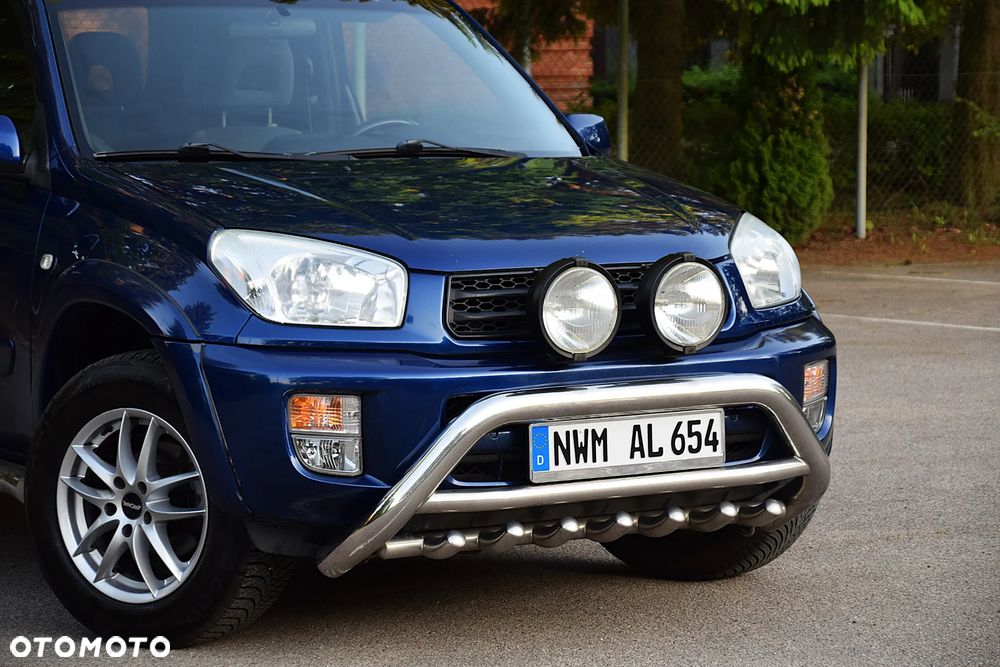 Toyota RAV4 4x4 - 6