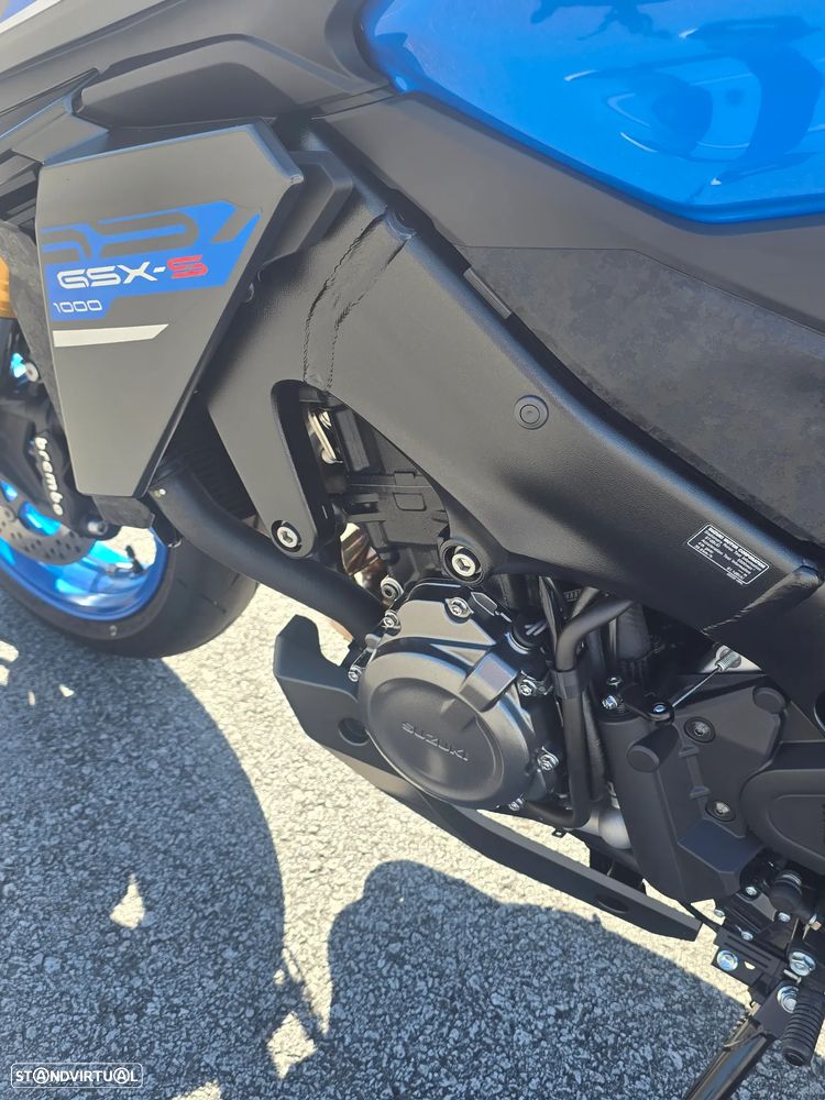 Suzuki GSX S 1000 Naked - 9