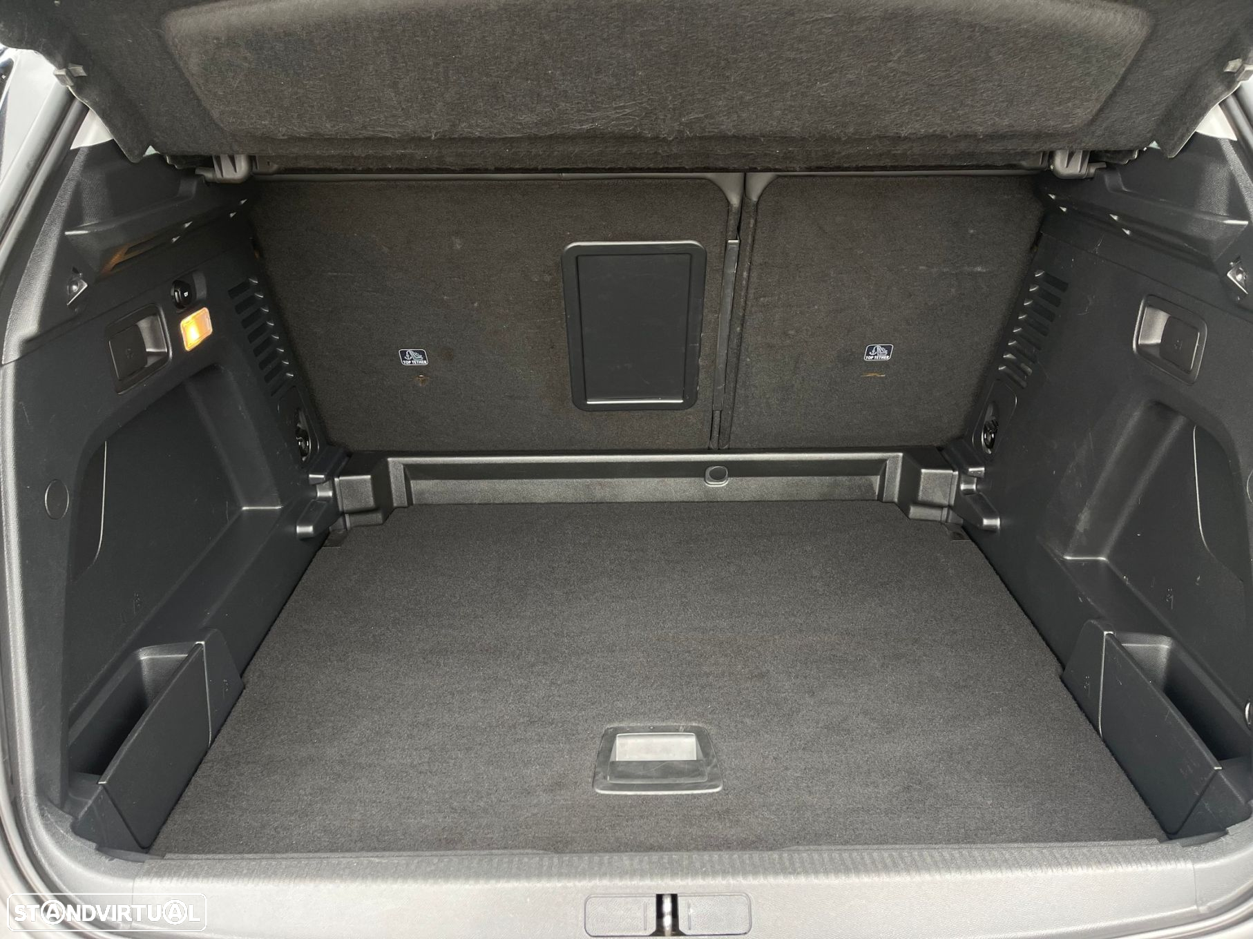 Peugeot 3008 1.5 BlueHDi Allure EAT8 - 10