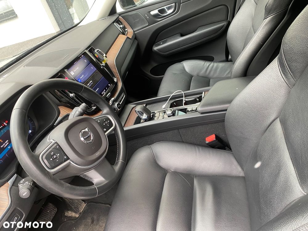 Volvo XC 60 B5 B AWD Geartronic Momentum Pro - 15