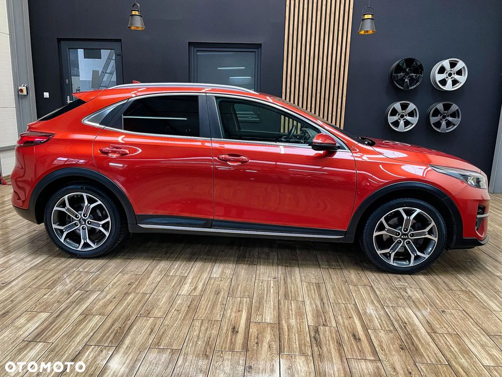 Kia XCeed 1.6 CRDi SCR L Business Line DCT - 7