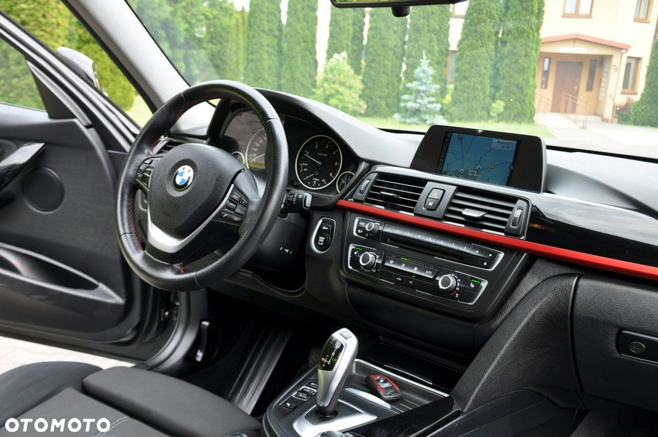 BMW Seria 3 - 26