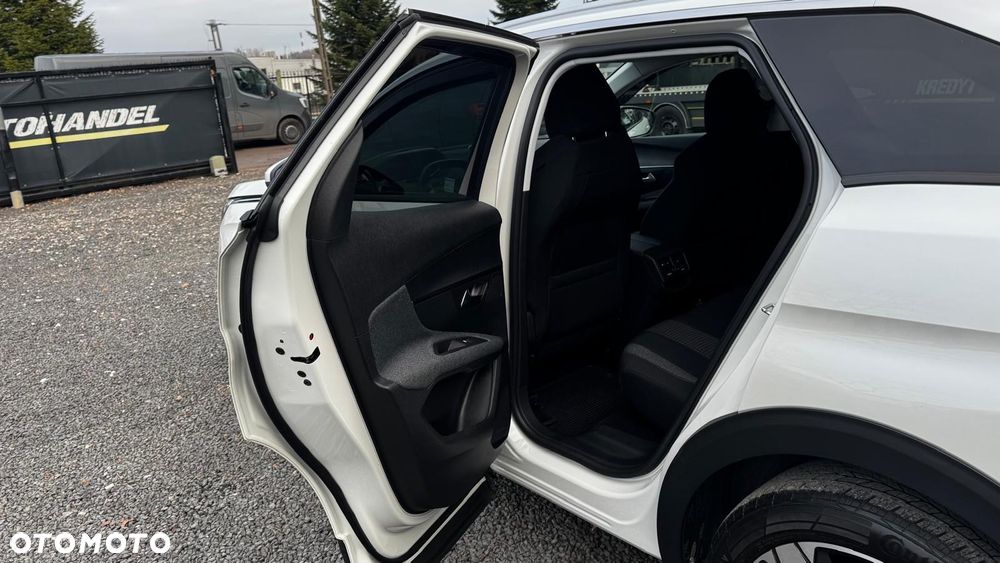 Peugeot 3008 1.2 PureTech Road Trip S&S - 17