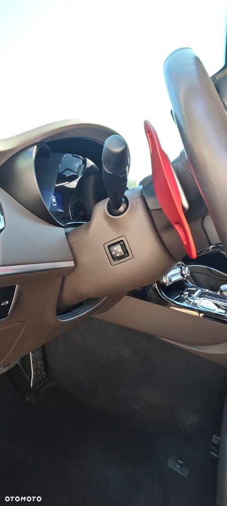 Kia Stinger 2.0 T-GDI GT Line - 26