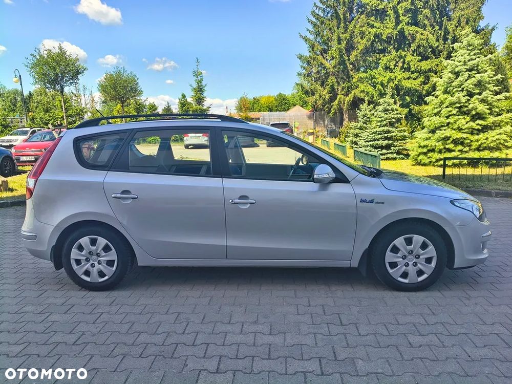 Hyundai i30 1.6 blue Classic - 3