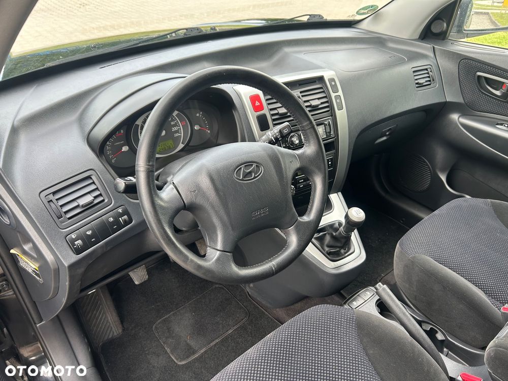 Hyundai Tucson 2.0 2WD GLS - 13