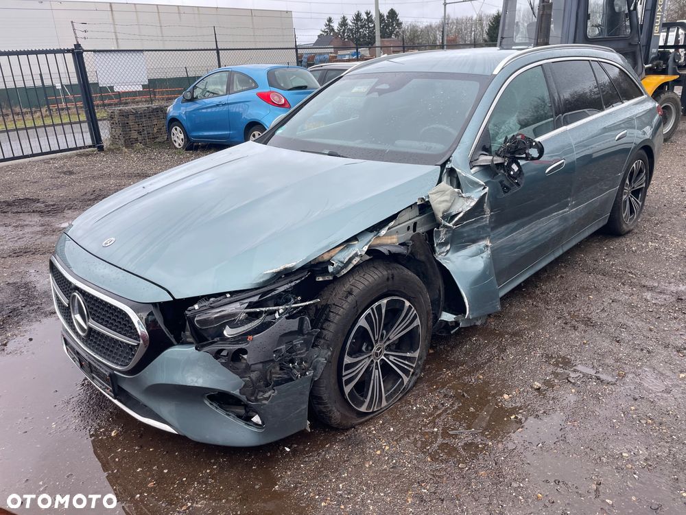 Mercedes-Benz Klasa E - 4