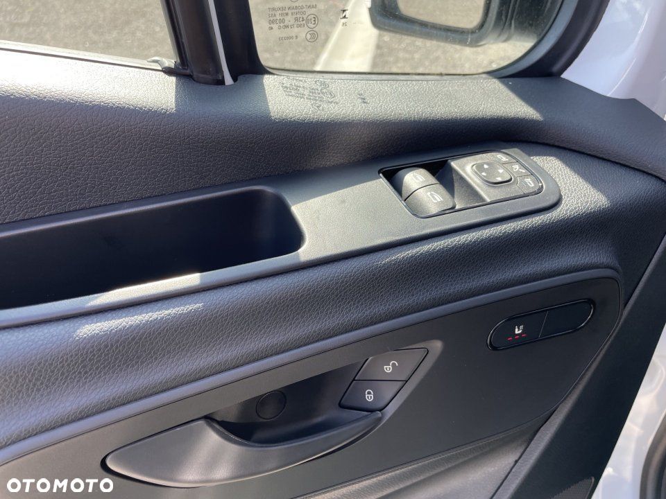 Mercedes-Benz Sprinter - 9