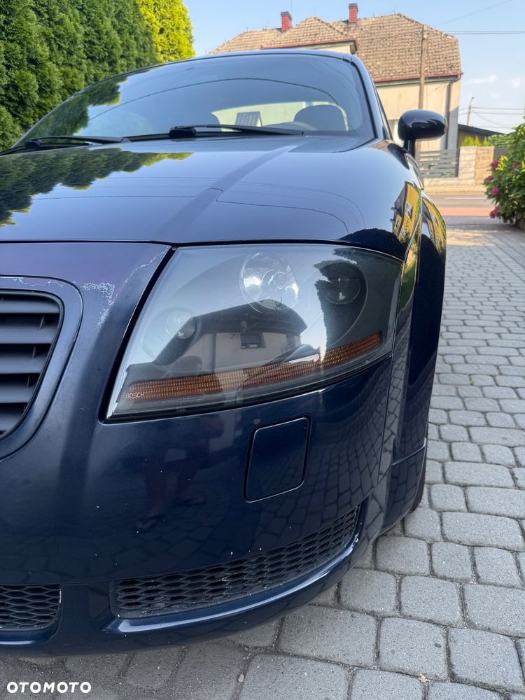 Audi TT Coupé 1.8T Quattro - 17
