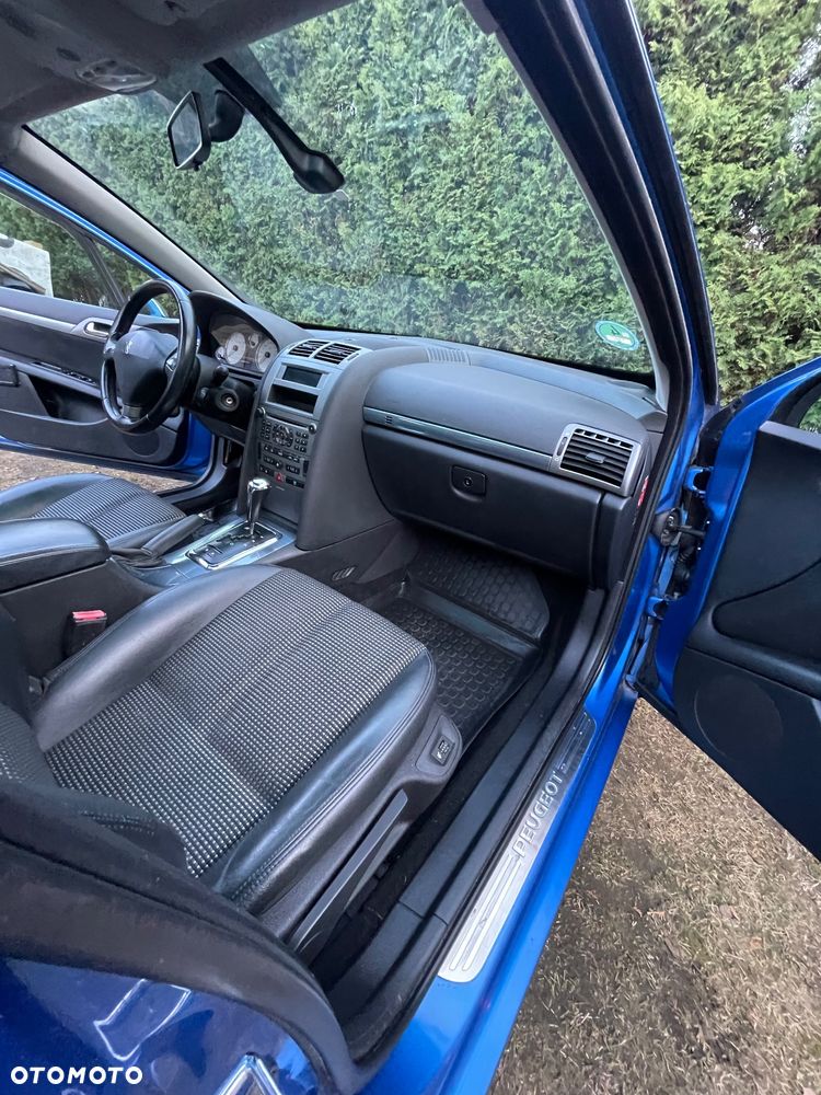 Peugeot 407 - 25