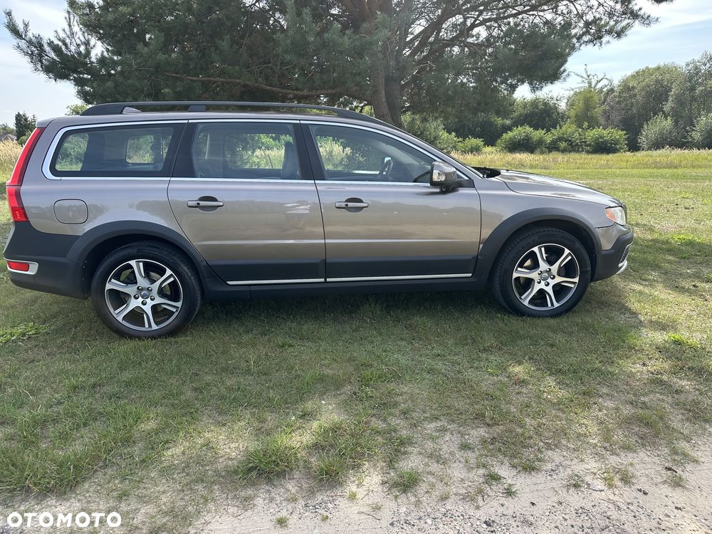 Volvo XC 70 D5 AWD Summum - 17