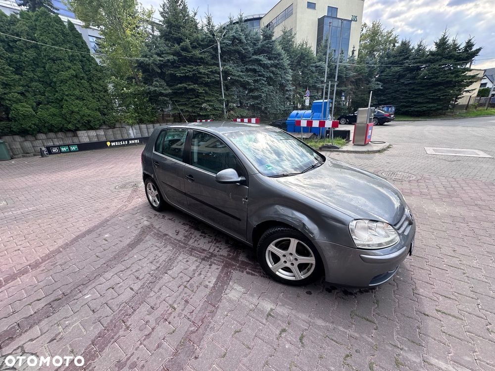 Volkswagen Golf V 1.9 TDI Trendline - 3