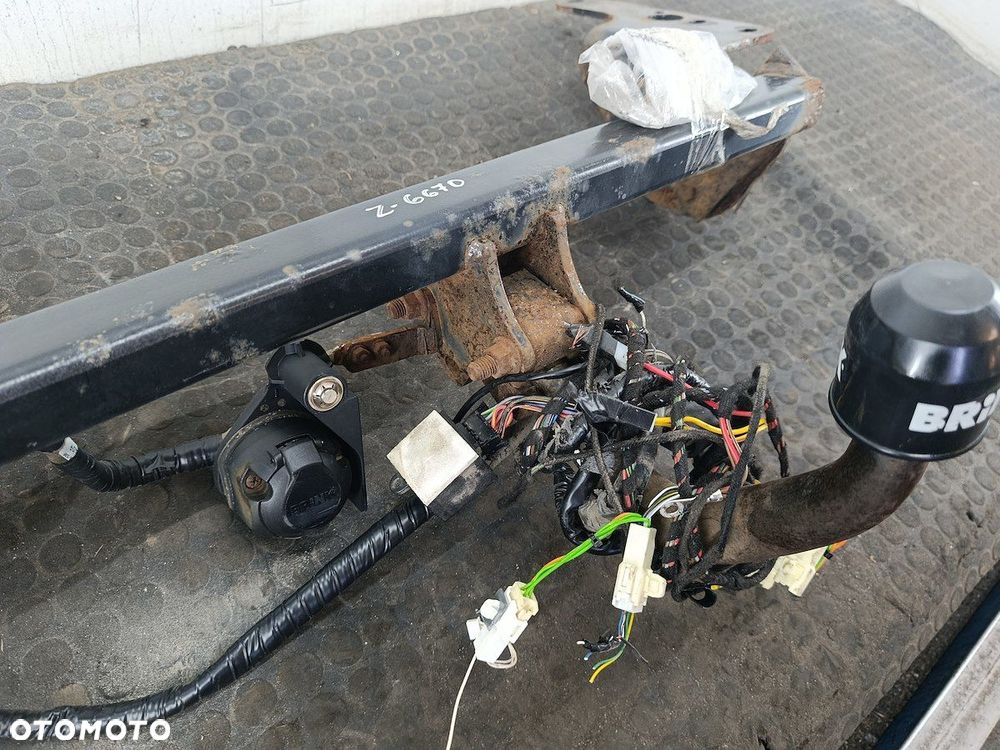 HAK HOLOWNICZY TOYOTA AVENSIS III T27 056103M03  52400007 55R017399 KOMBI - 6