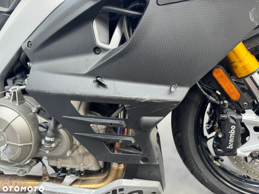 Aprilia Tuono - 19