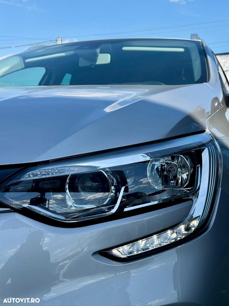 Renault Megane TCe 140 GPF LIMITED - 24