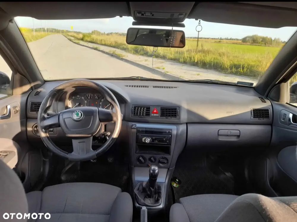 Skoda Octavia 1.6 Tour Sport - 5