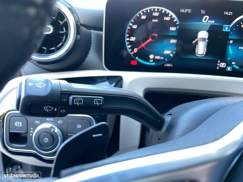 Mercedes-Benz CLA 180 d Shooting Brake Progressive Aut. - 19