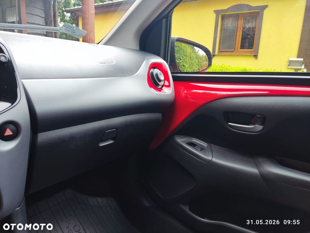 Toyota Aygo x-play - 7