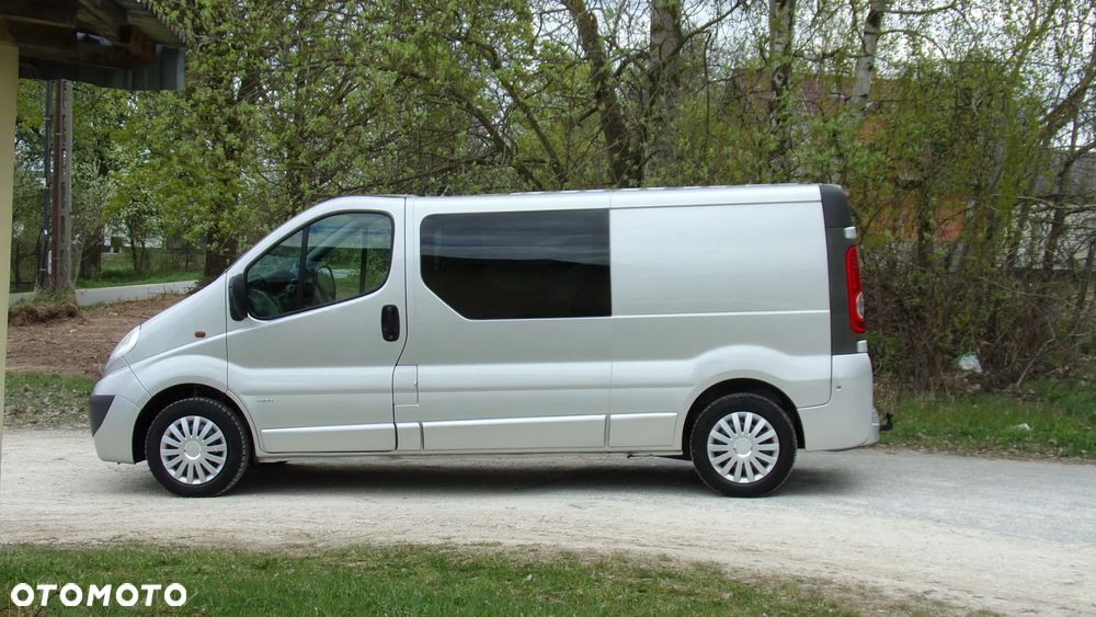 Opel VIVARO 2.0 115KM * LONG * KLIMA * BRYGADÓWKA 5/6 OSÓB * SUPER STAN ! - 13