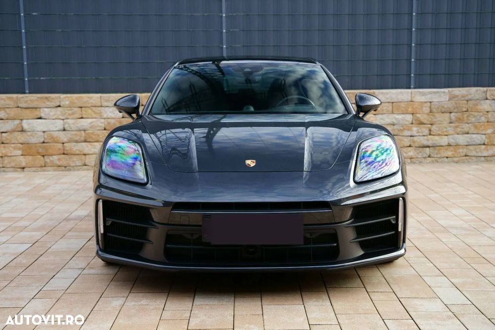Porsche Panamera 4 E-Hybrid - 3