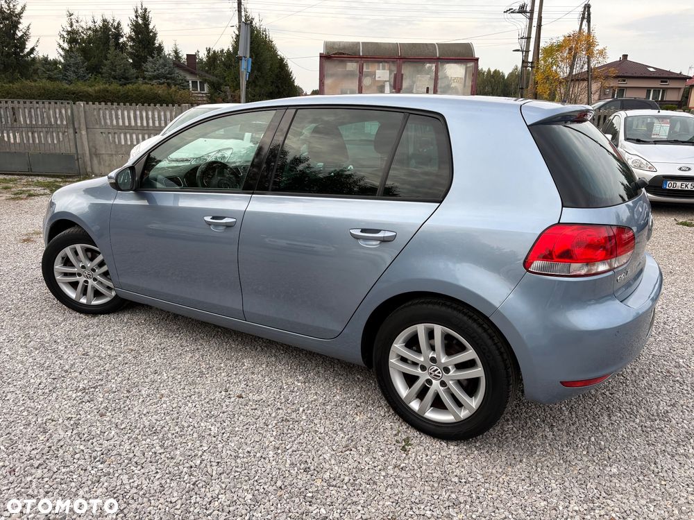 Volkswagen Golf - 15