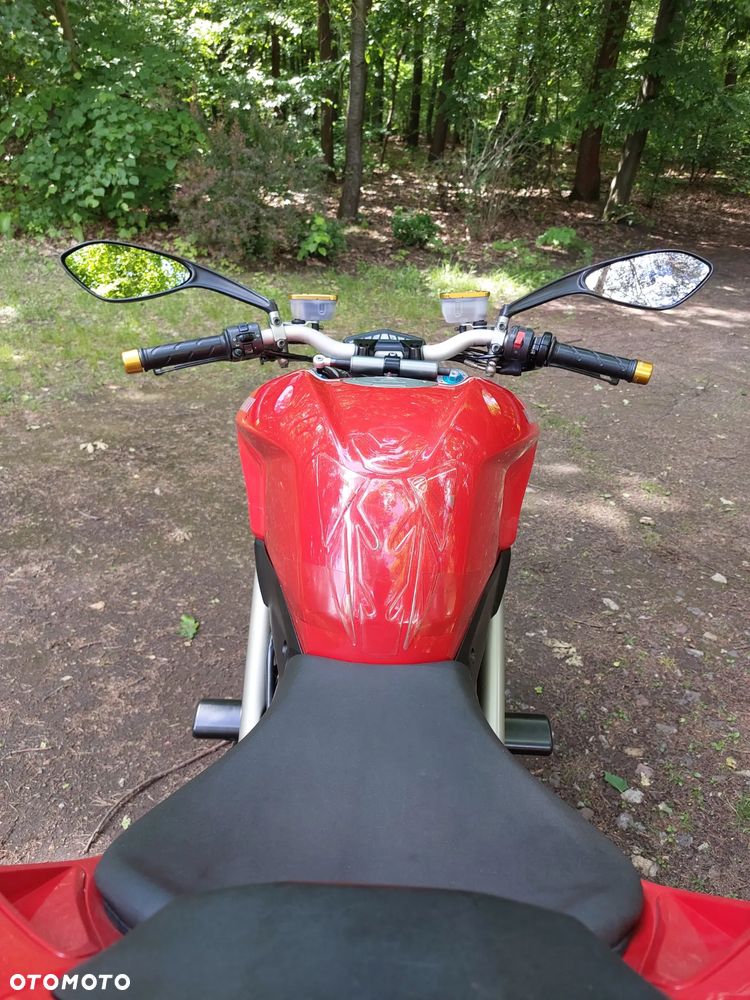 Ducati Streetfighter 1098 - 13