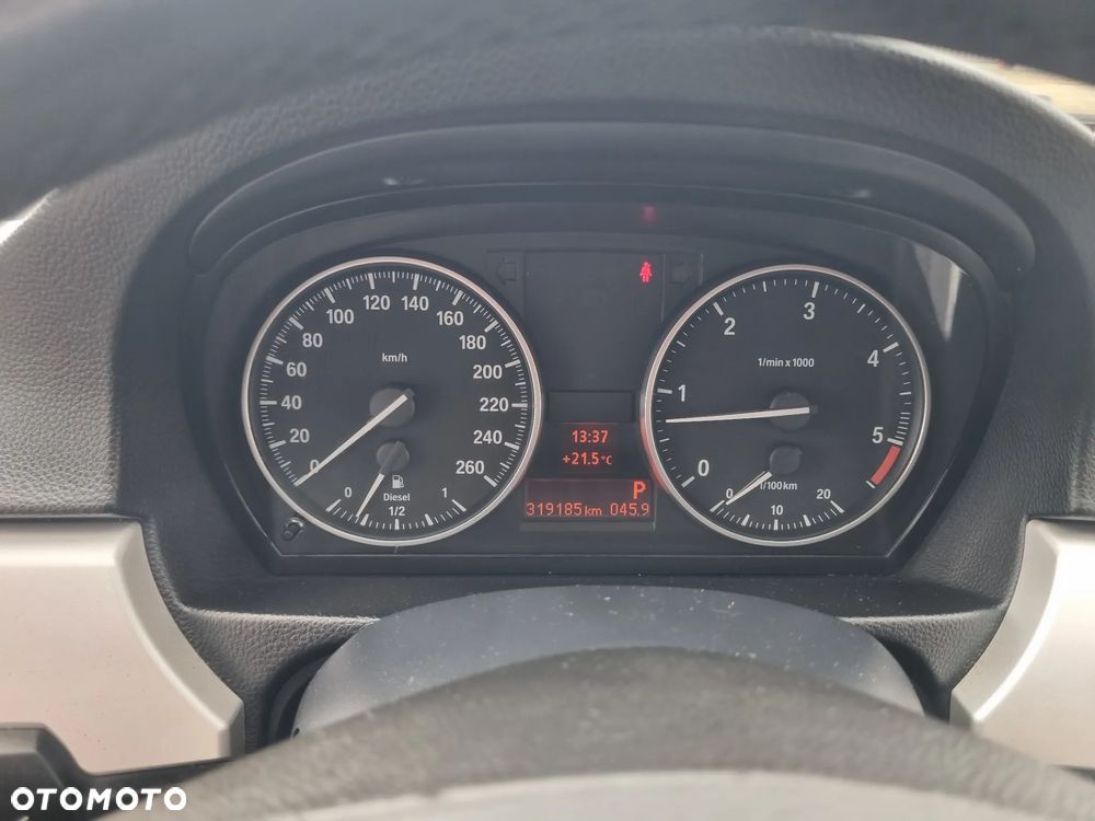 BMW Seria 3 318d DPF Edition Sport - 20