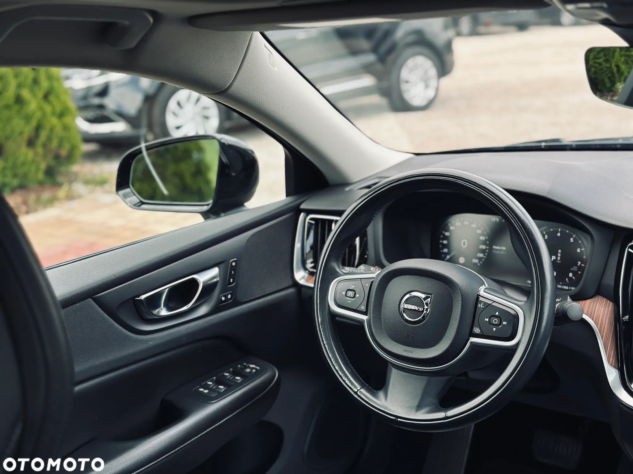 Volvo S60 B5 B AWD Plus Dark - 22