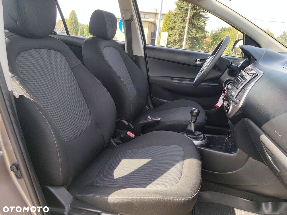 Hyundai i20 - 28