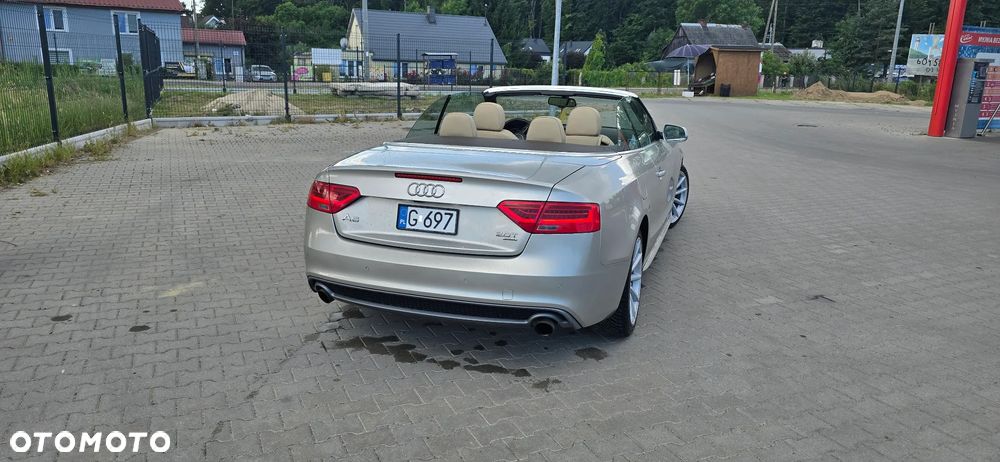 Audi A5 Cabrio - 8