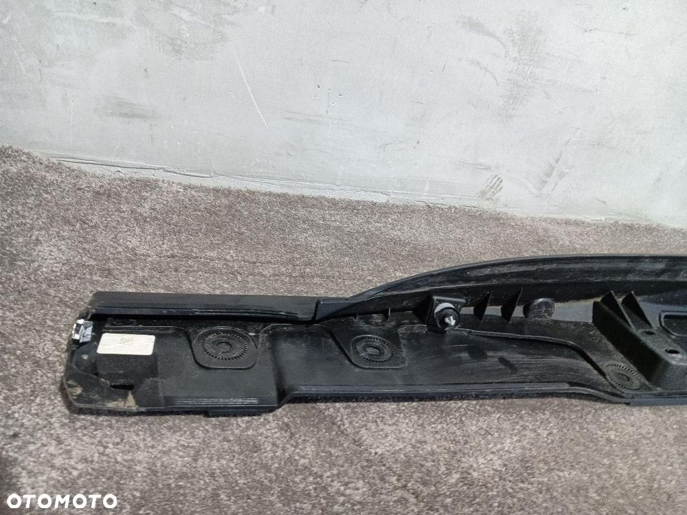 LISTWA PROGOWA PRAWA VW ID3 10A853856 - 10