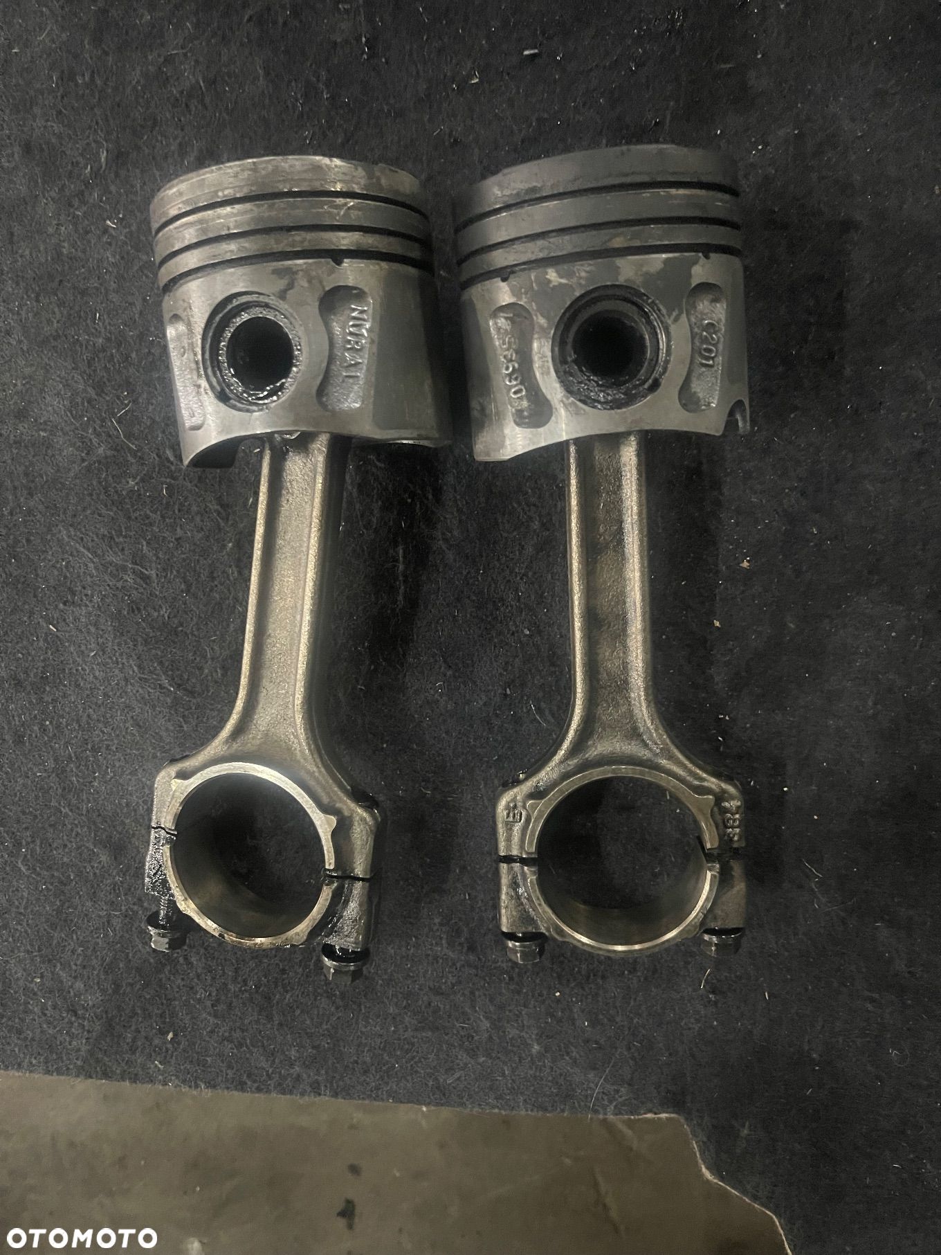 OPEL TŁOK Z KORBOWODEM 1.3 A13DTC A13DTE 06935 - 1