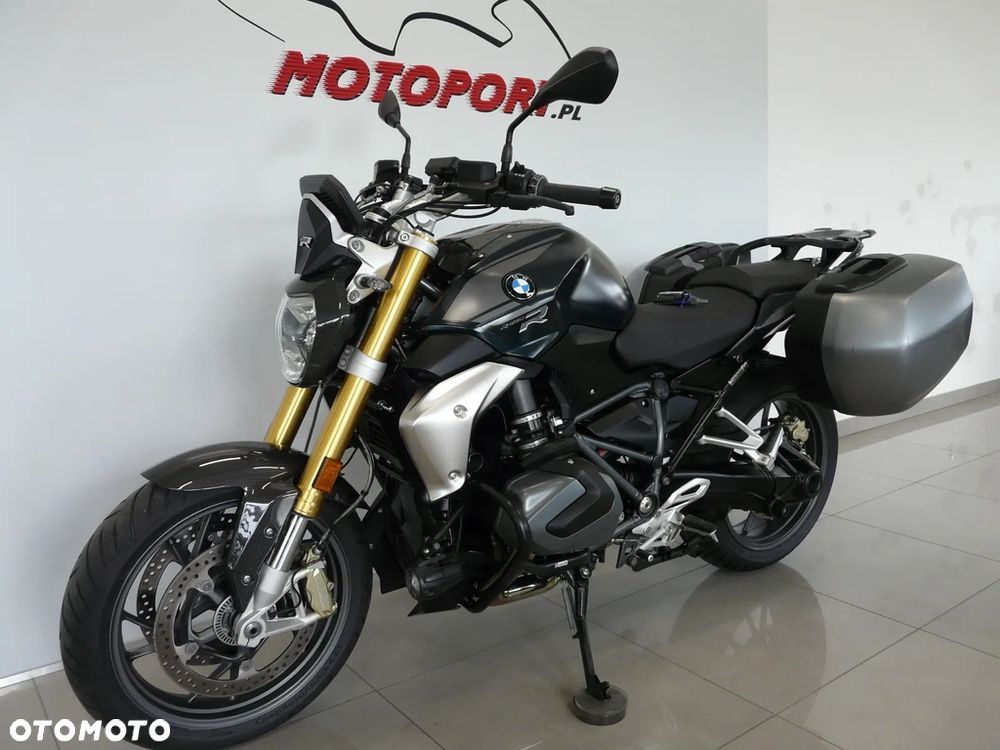 BMW R - 9
