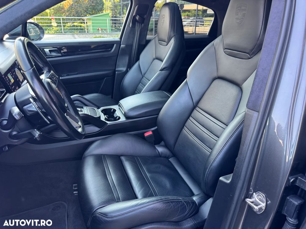 Porsche Cayenne Coupe S Tiptronic S - 8